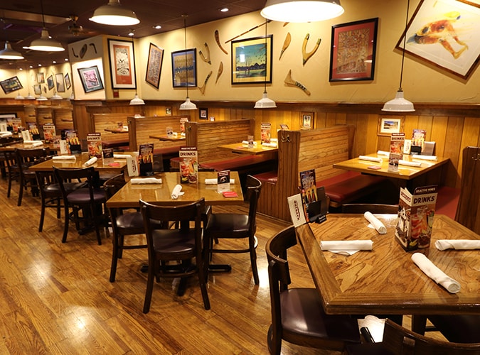 アウトバックステーキハウス品川高輪店 テーブル席
