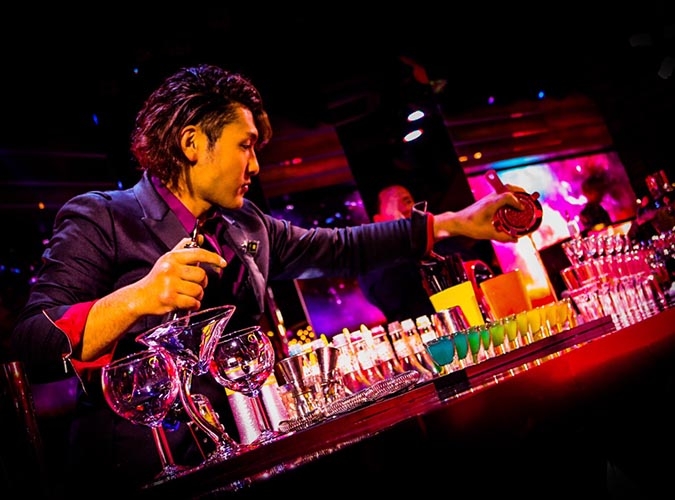 ☆シャンパンパフォーマンス付☆ローストビーフ含む豪華プラン